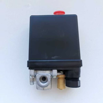 nema-nyomaskapcsolo-220v nema-nyomaskapcsolo-220v